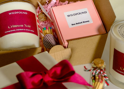 Crimson Noir Christmas Set (Candle, Melts & Matches) - Wildfound Christmas Set - Crimson Noir Christmas Set (Candle, Melts & Matches)